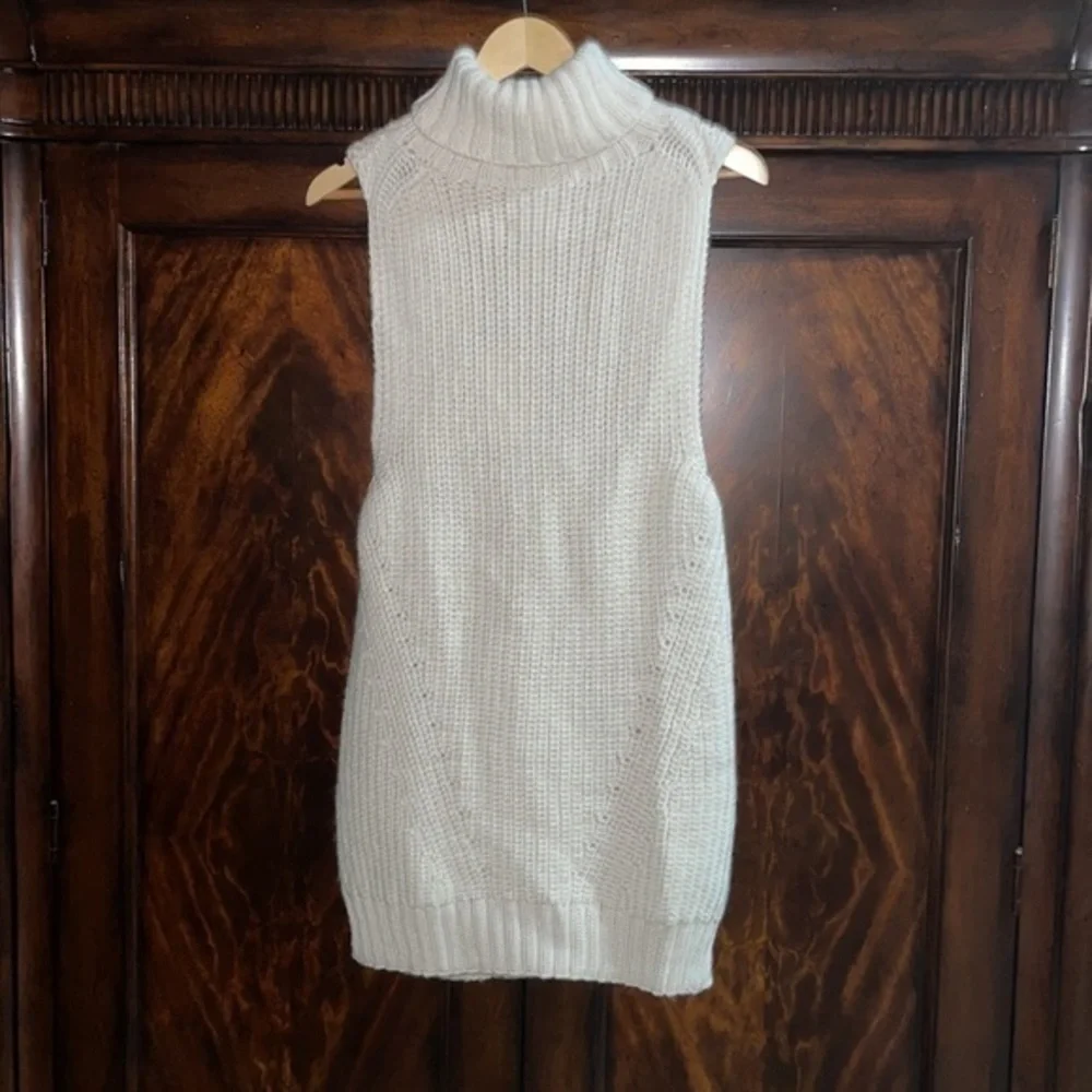 ELEVEN SIX Ivory Taylr Tunic Turtleneck Sleeveless Sweater - Picture 13 of 14